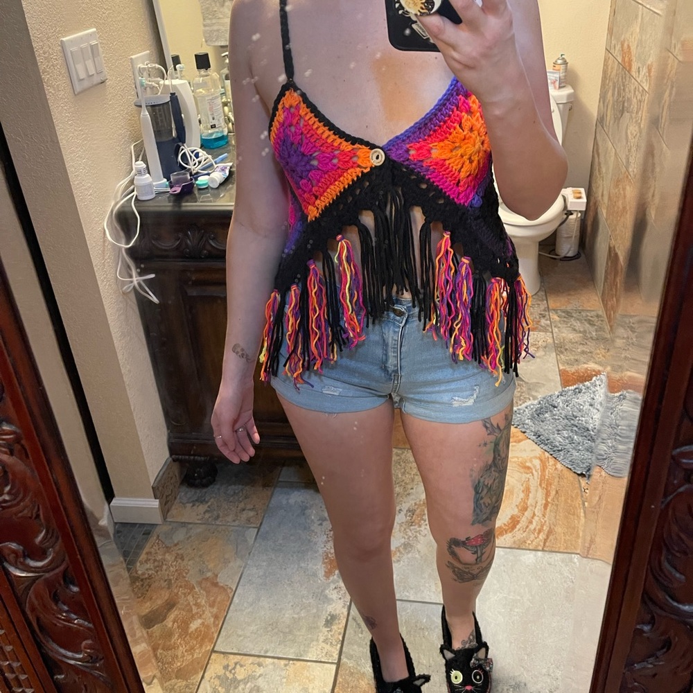 Handmade crocheted summer festie top - Picture 4 of 6